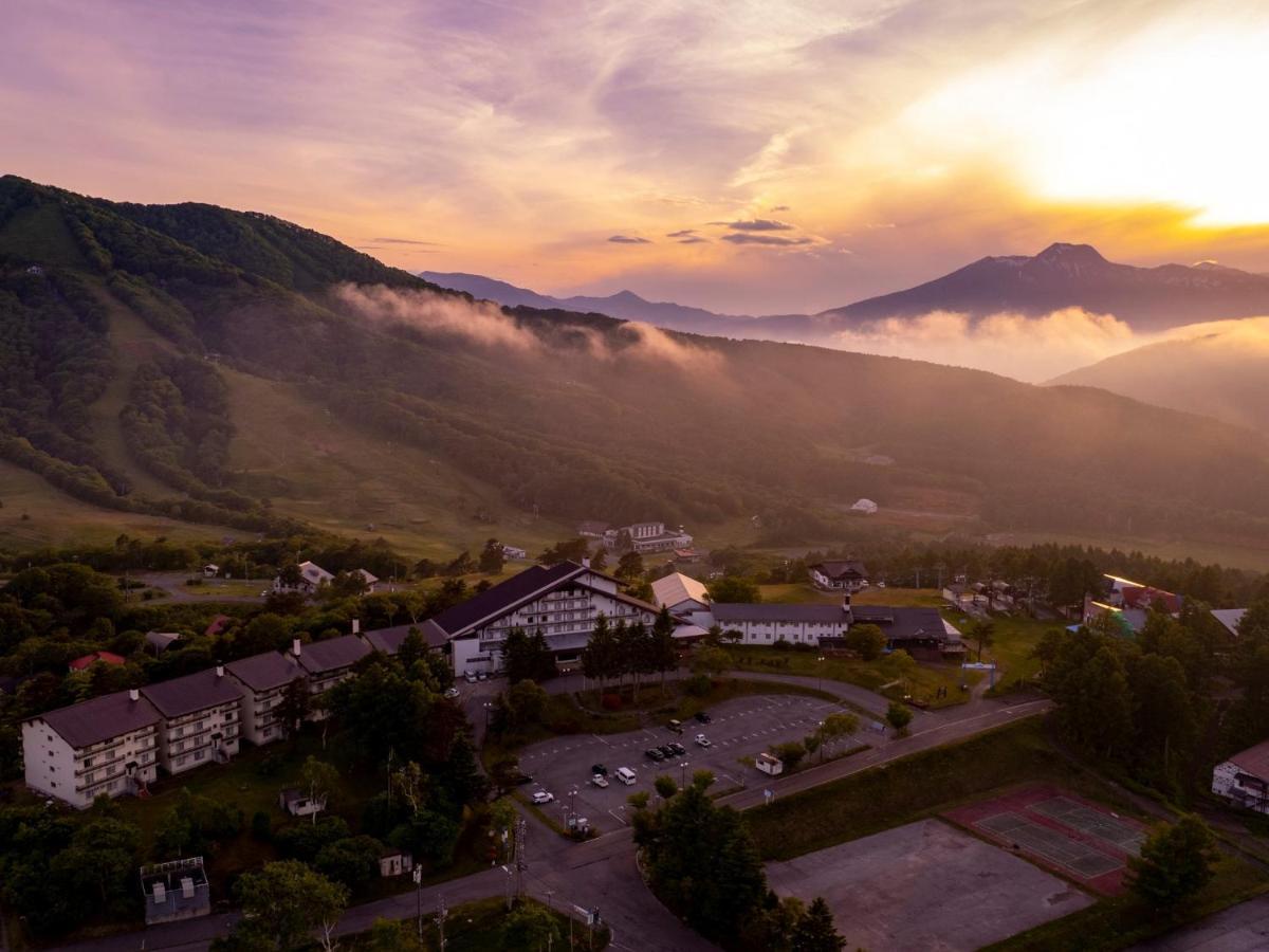 Madarao Kogen Hotel Iiyama Екстериор снимка