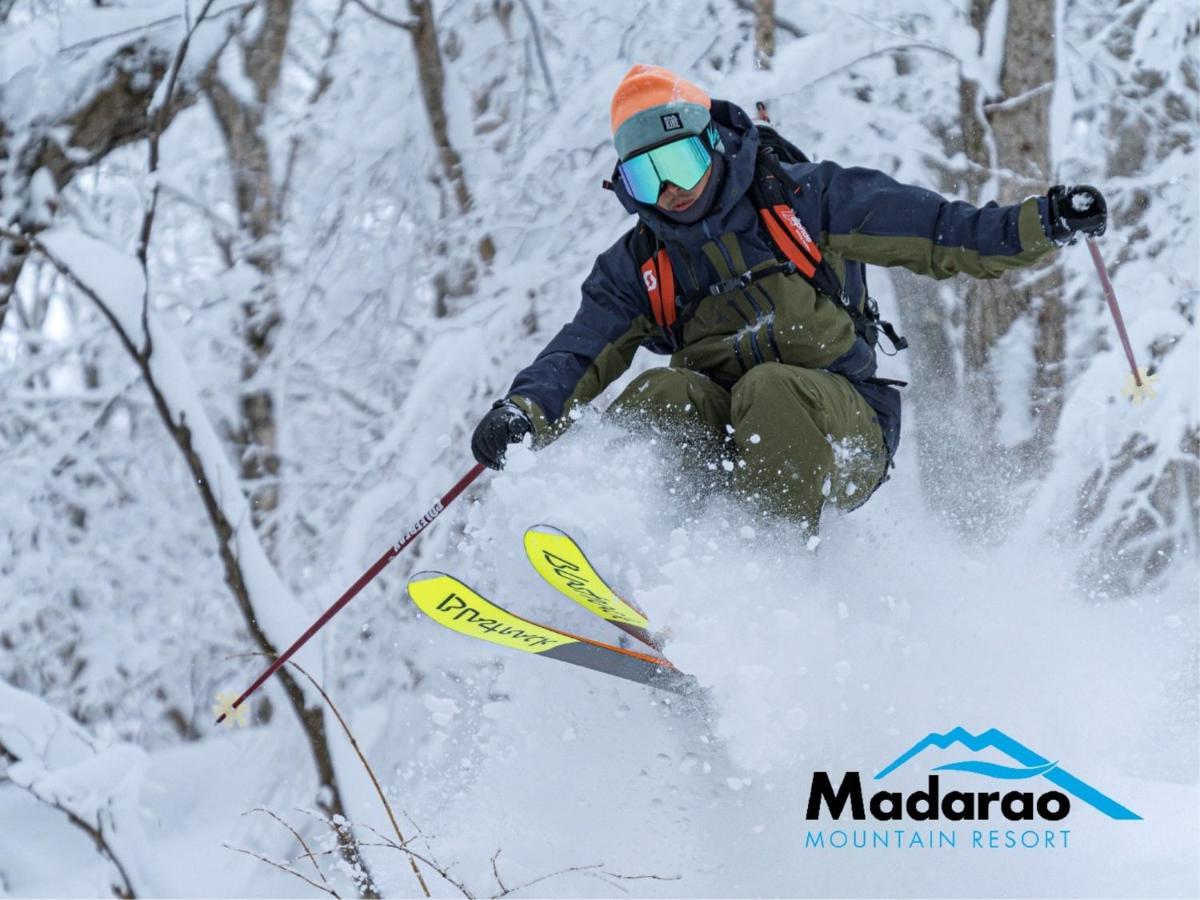 Madarao Kogen Hotel Iiyama Екстериор снимка