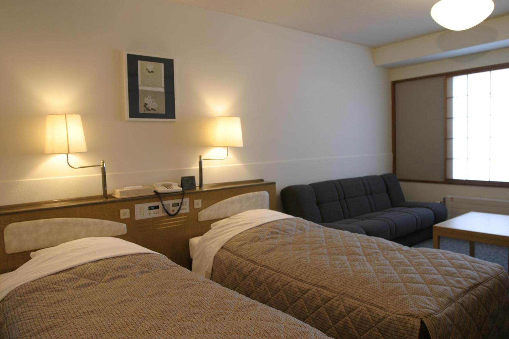 Madarao Kogen Hotel Iiyama Екстериор снимка