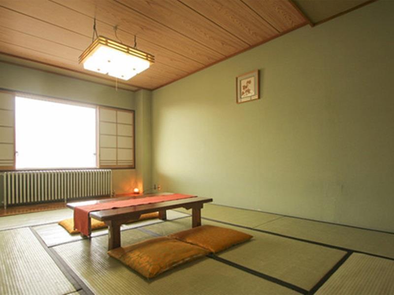 Madarao Kogen Hotel Iiyama Екстериор снимка
