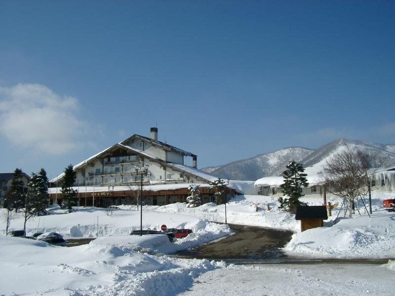 Madarao Kogen Hotel Iiyama Екстериор снимка