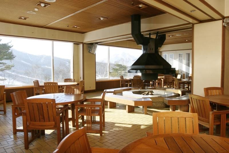 Madarao Kogen Hotel Iiyama Екстериор снимка